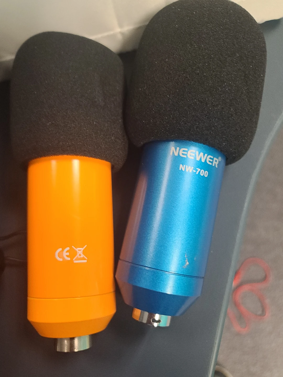 Behringer Xenyx 302USB Mixer & Microphones - photo 4
