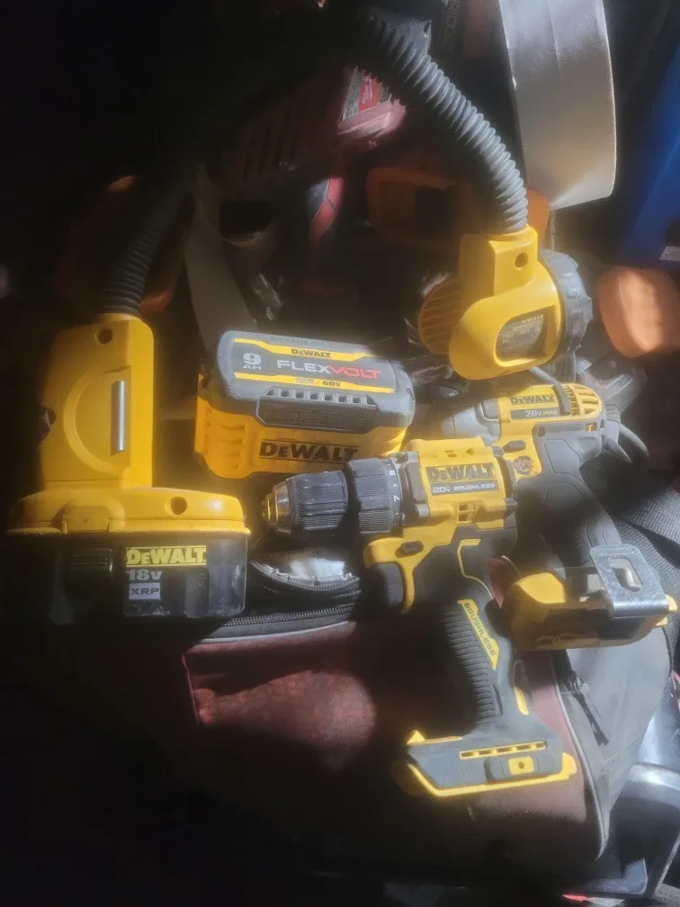 Milwaukee M12 Cordless Drill & DeWalt 20V Drill