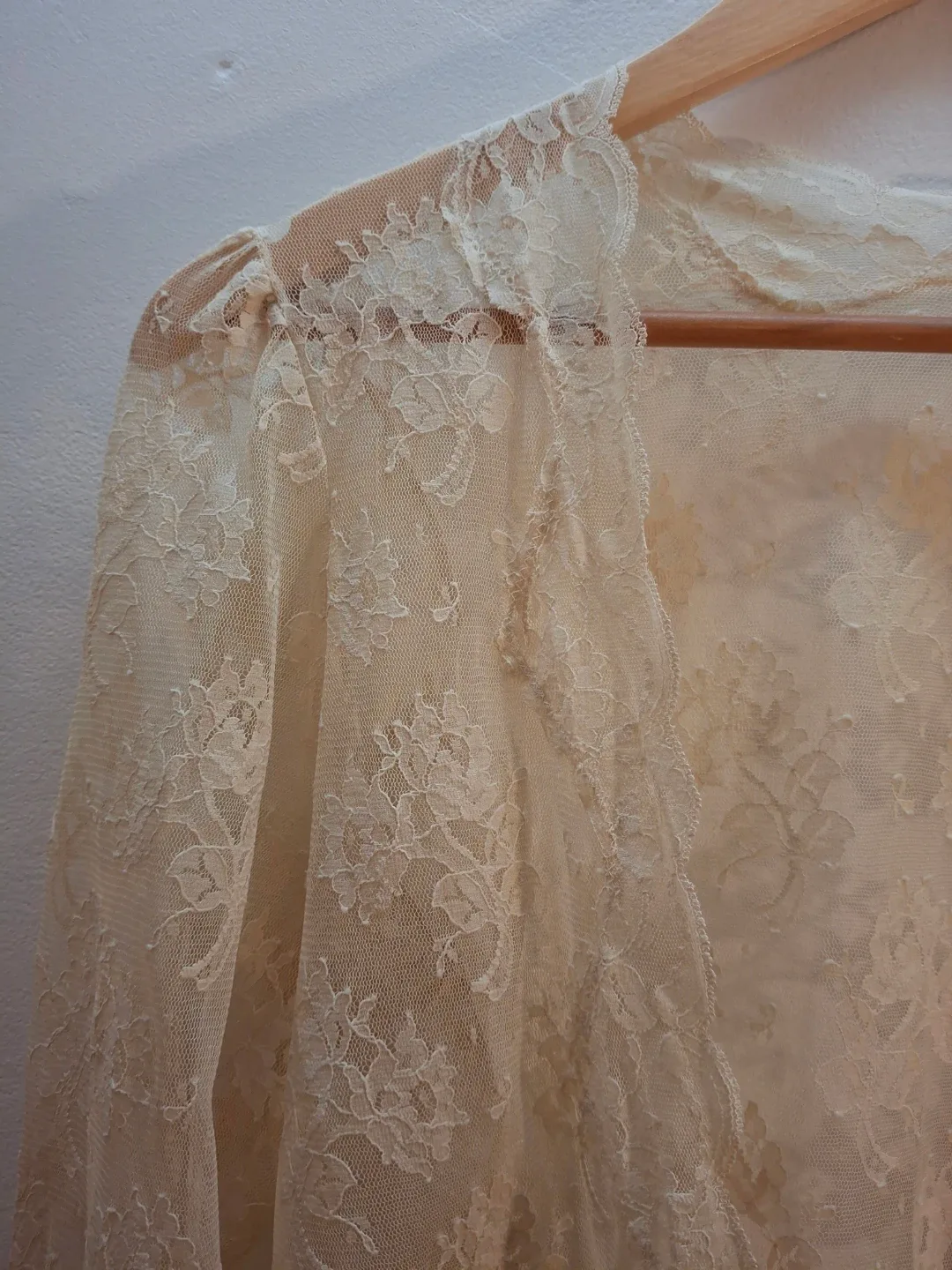 Lace Bolero Shrug - Vintage Cream Colour