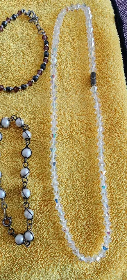 Jewelry Bundle – Necklaces, Bracelets & Bangle – $10 - photo 3