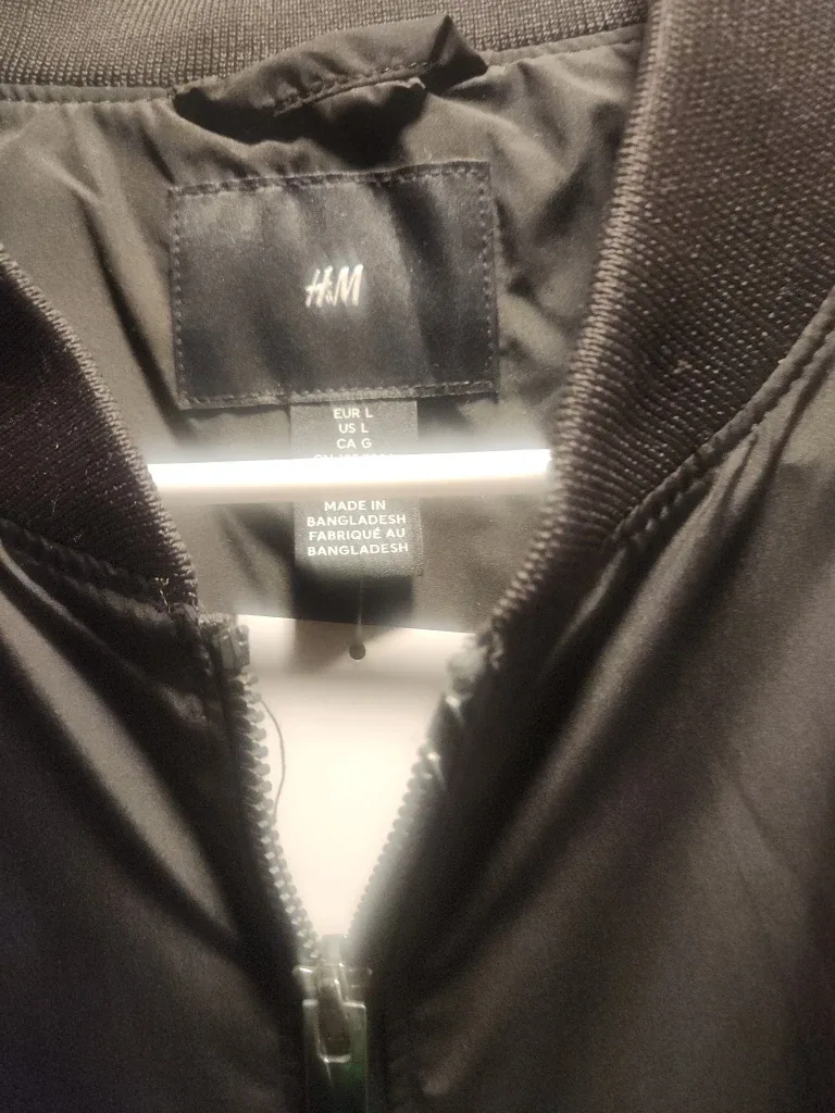 H&M Black Bomber Jacket - Size L image indicator(2)