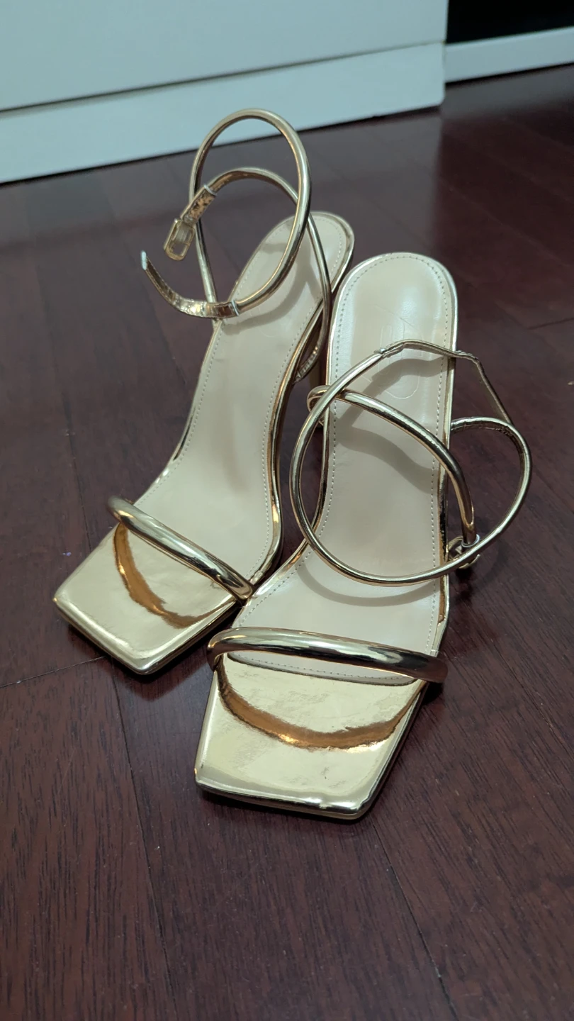 Gold Heels - Size 8