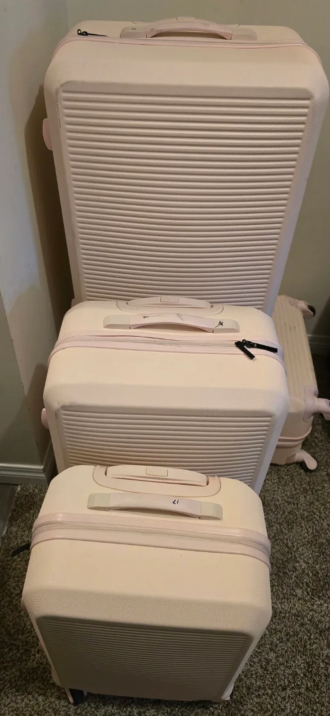 Pink Luggage Set