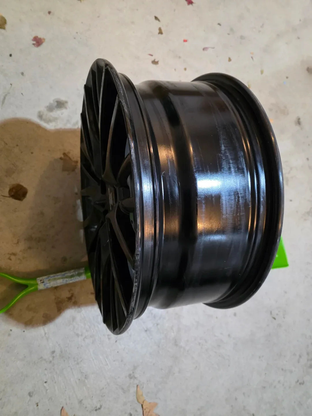 WC Wheels 18x8.0 Black Alloy Rim image indicator(2)