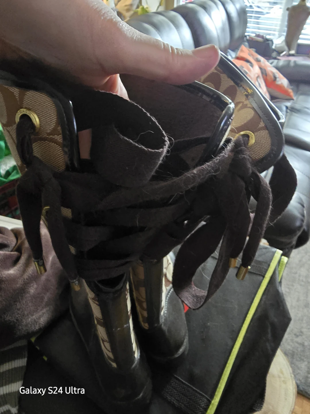 Coach Rain Boots Size 8 - photo 2