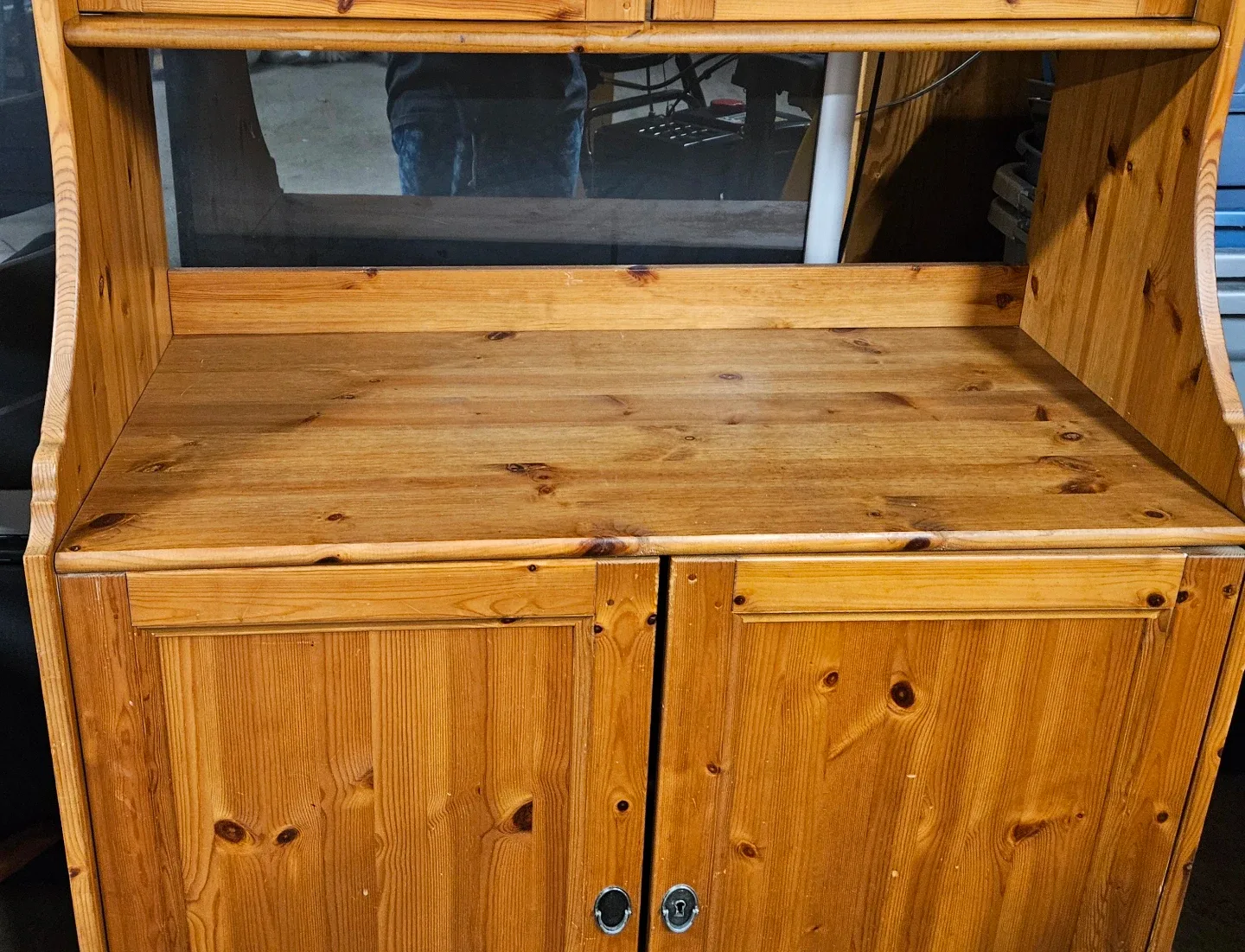 Wooden Display Cabinet with Glass Doors image indicator(6)