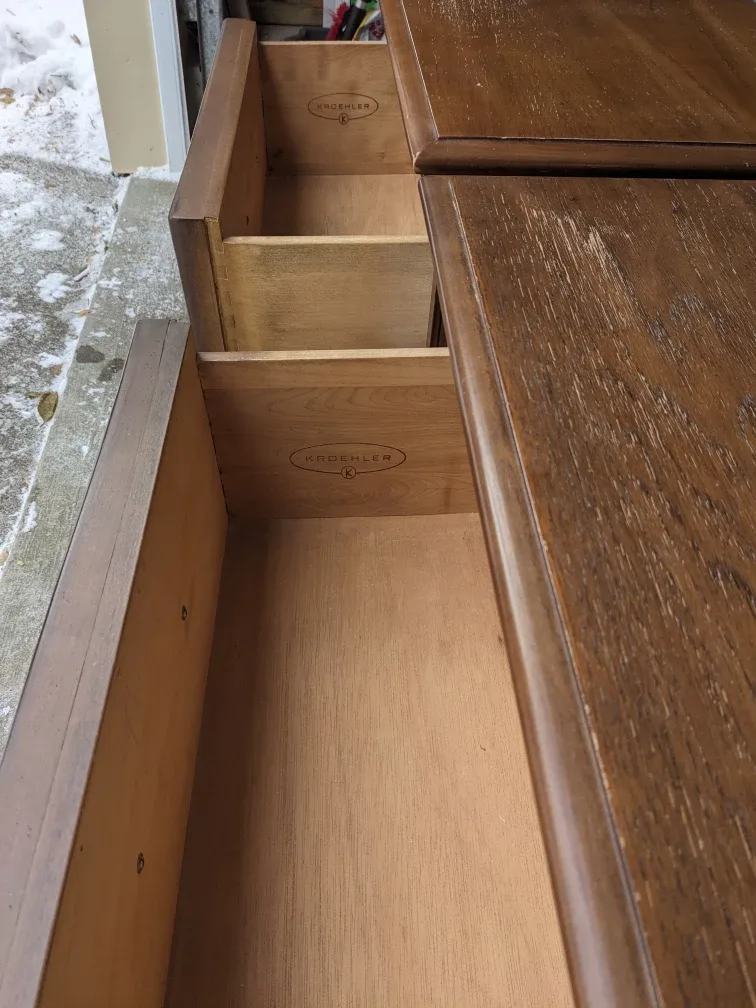 Kroehler Pair of Nightstands in Solid Wood image indicator(6)