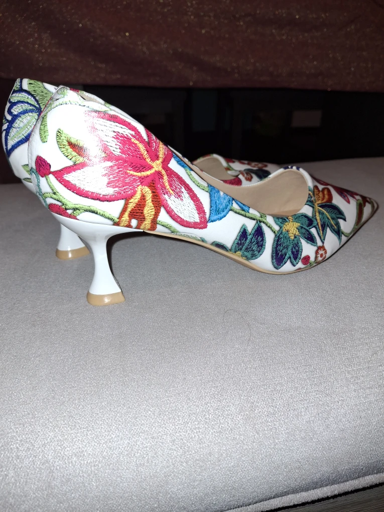 Floral Heels - Size 9