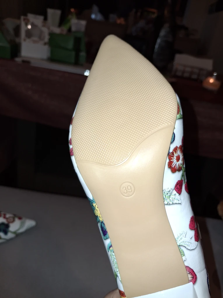 Floral Heels - Size 9 - photo 3