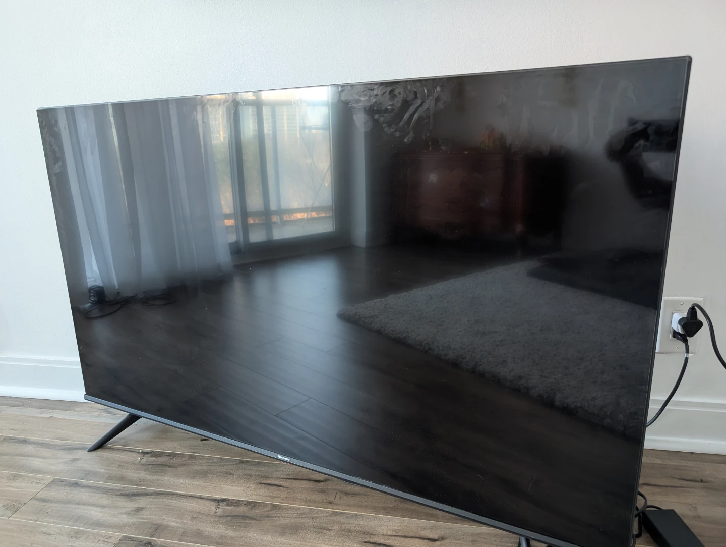 Hisense 55R63G 55" LED LCD TV - photo 2