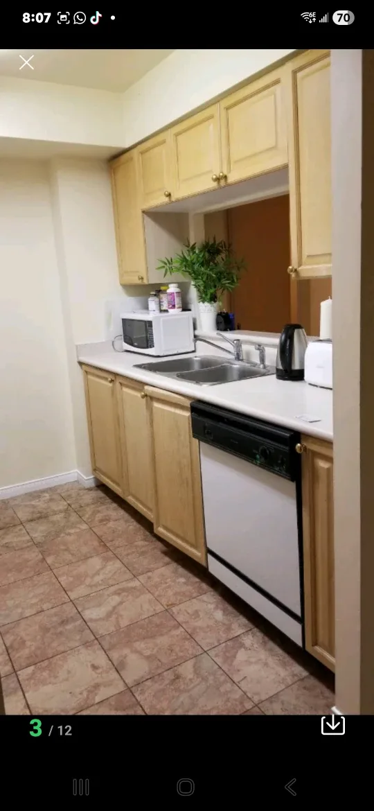 Second bedroom for rent image indicator(9)