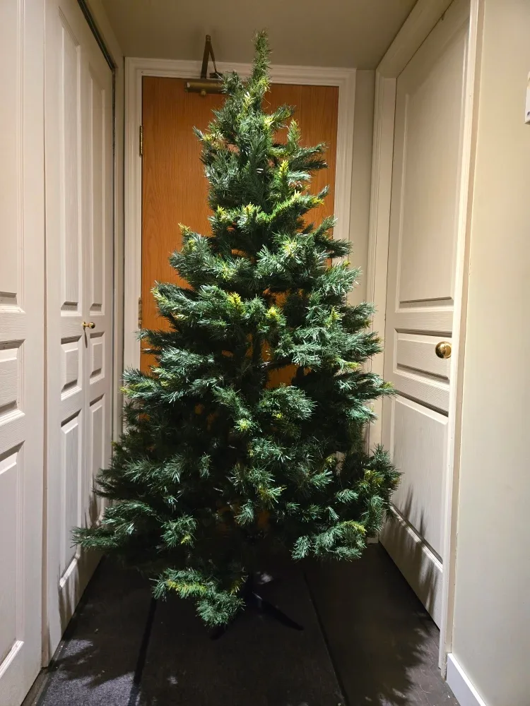 7 feet Artificial Christmas Tree