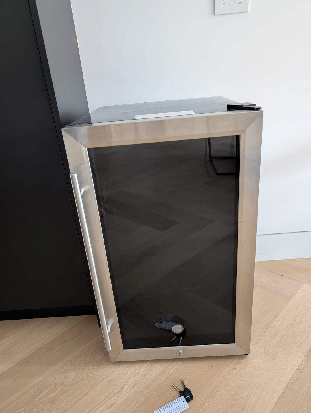 GE Appliances GWS04HAEDSS Refrigerator