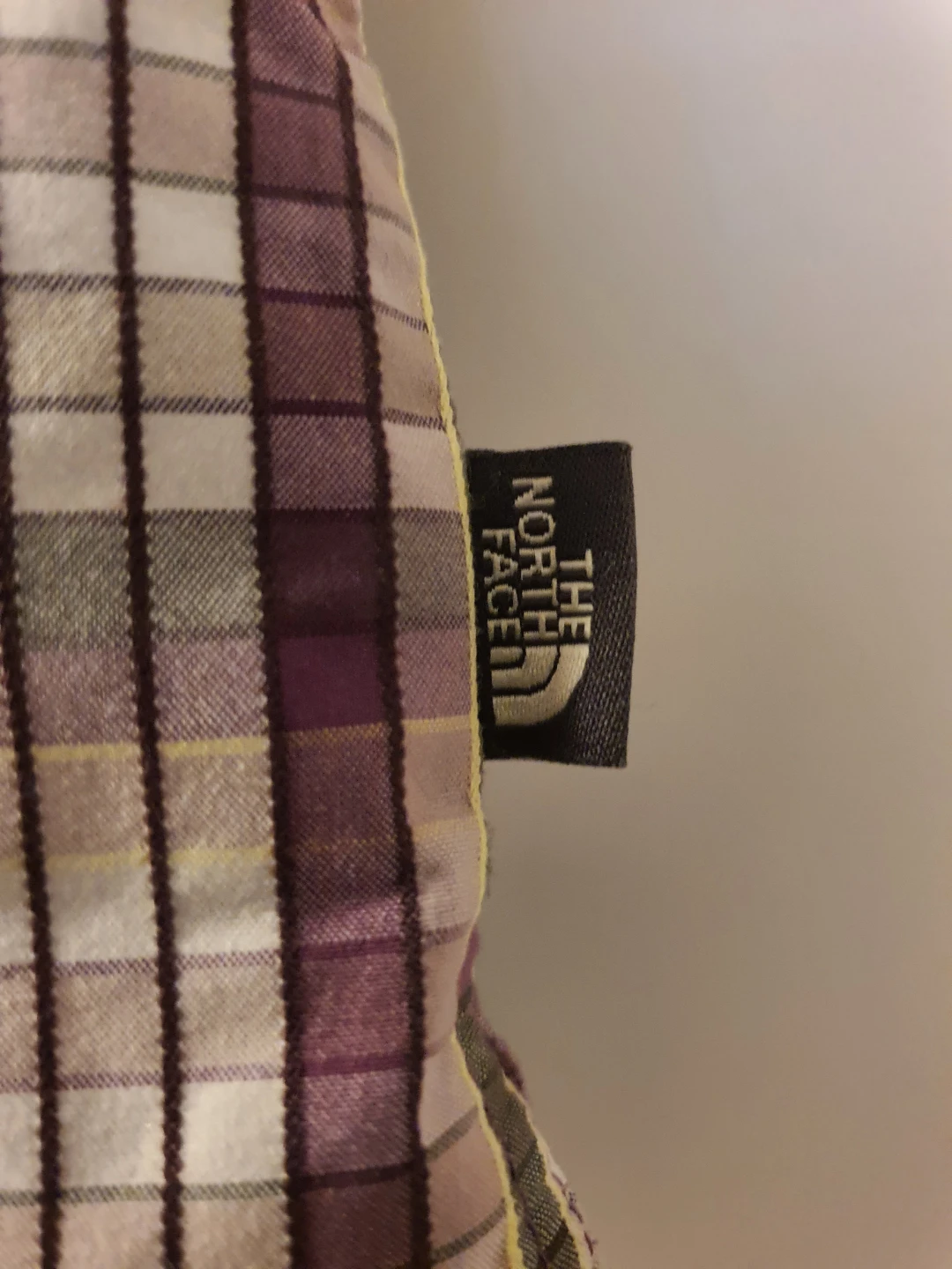 The North Face Plaid Button Up Shirt - Small or Medium - photo 4