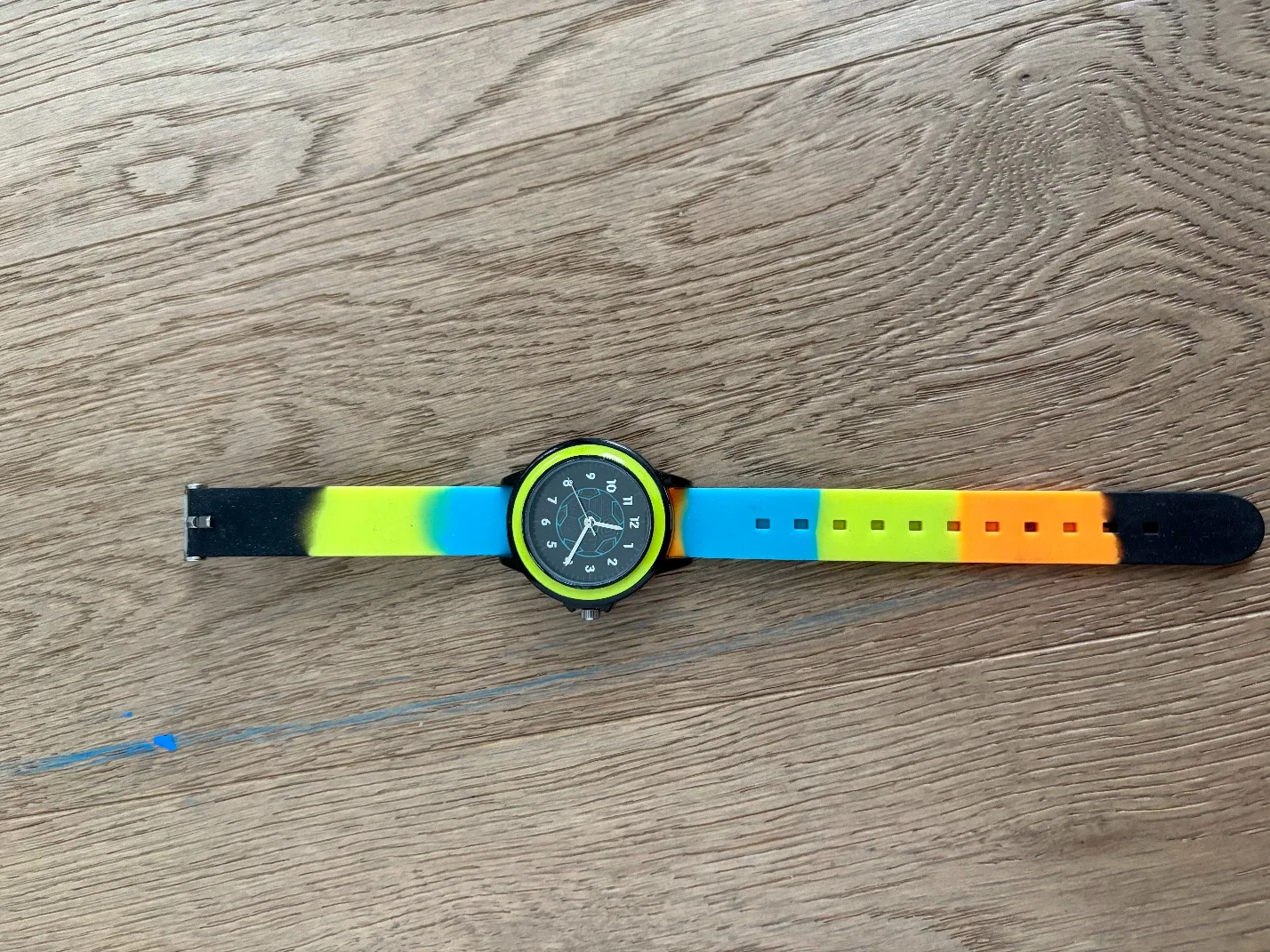 Kids Captain America & Rainbow Watches image indicator(3)