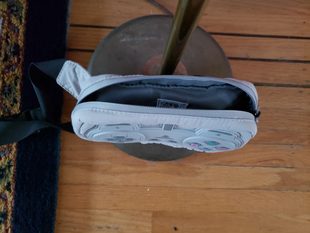 PlayStation Controller Bum Bag - photo 3