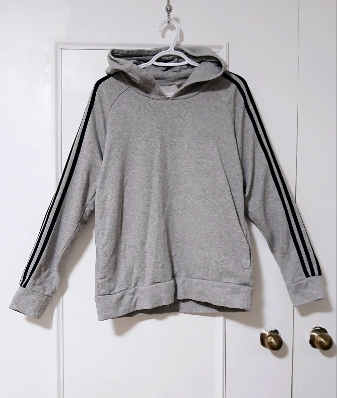 Men Small Adidas Grey Hoodie