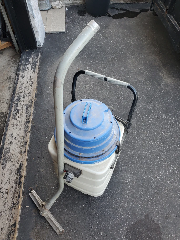 Michael's Wet/Dry Vacuum #cleanout