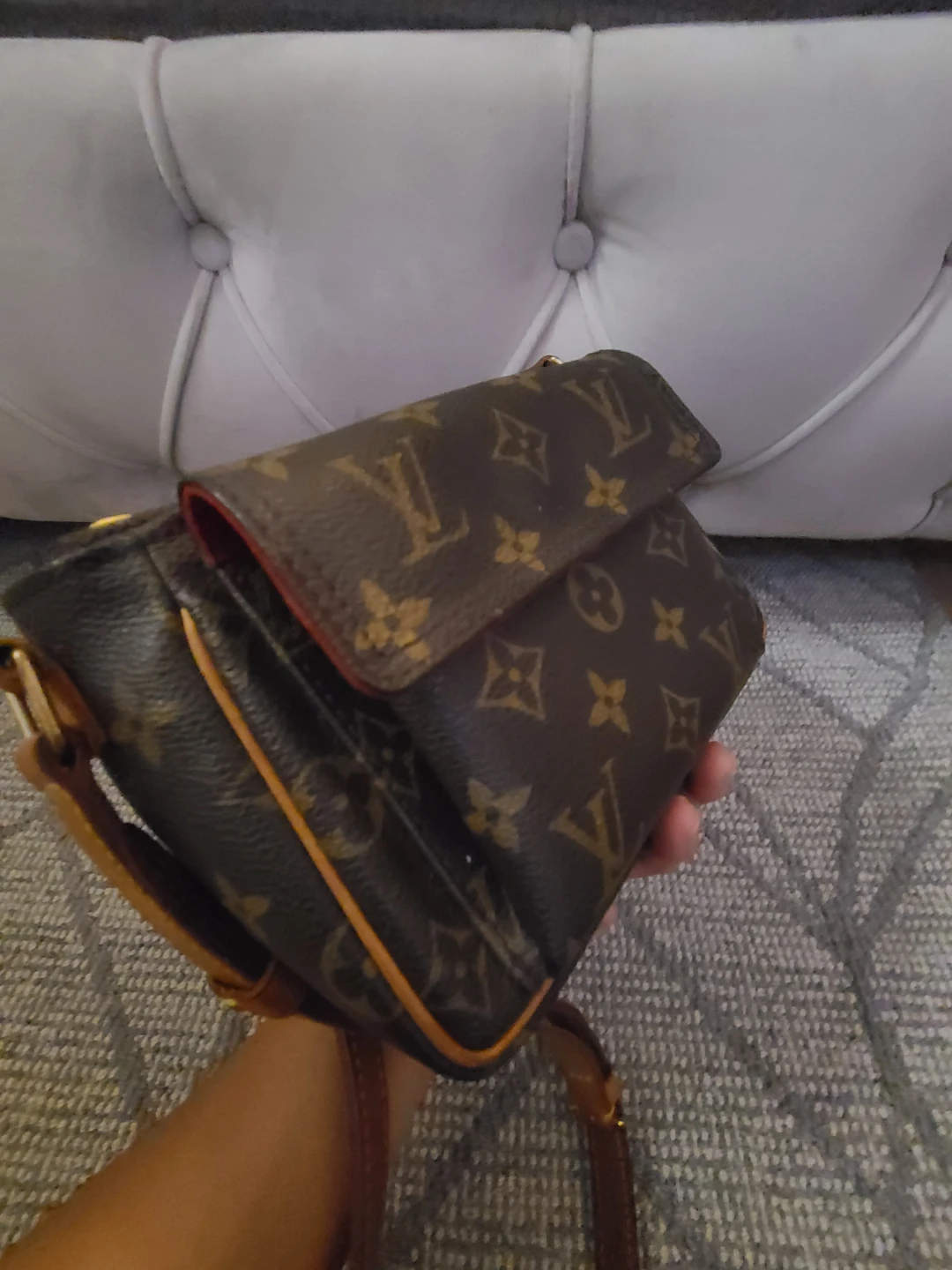 Authentic Louis Vuitton Crossbody Bag - photo 4