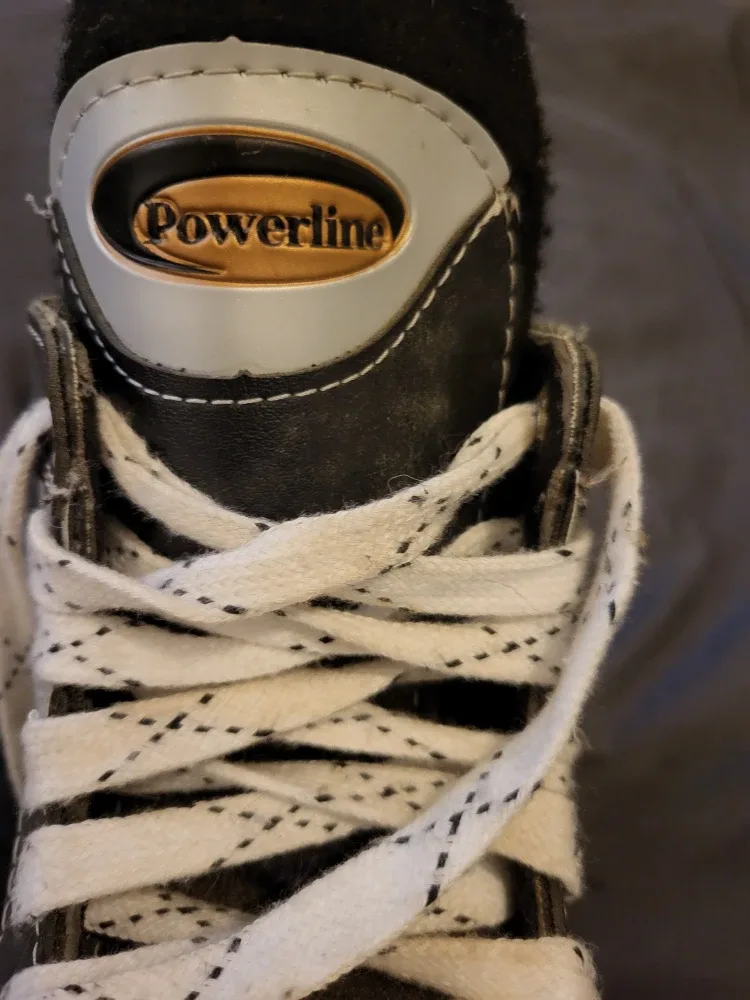 CCM Powerline Size 4 Ice Skates image indicator(3)