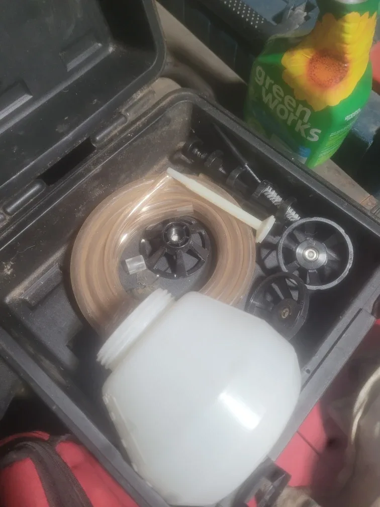 Wagner Paint Sprayer with Case image indicator(2)