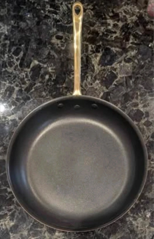 2 Vintage Copper Skillets with Brass Handles - photo 2