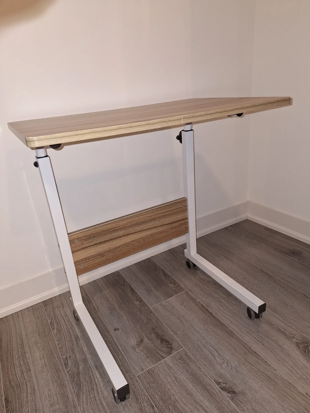 Portable Height Adjustable Desk