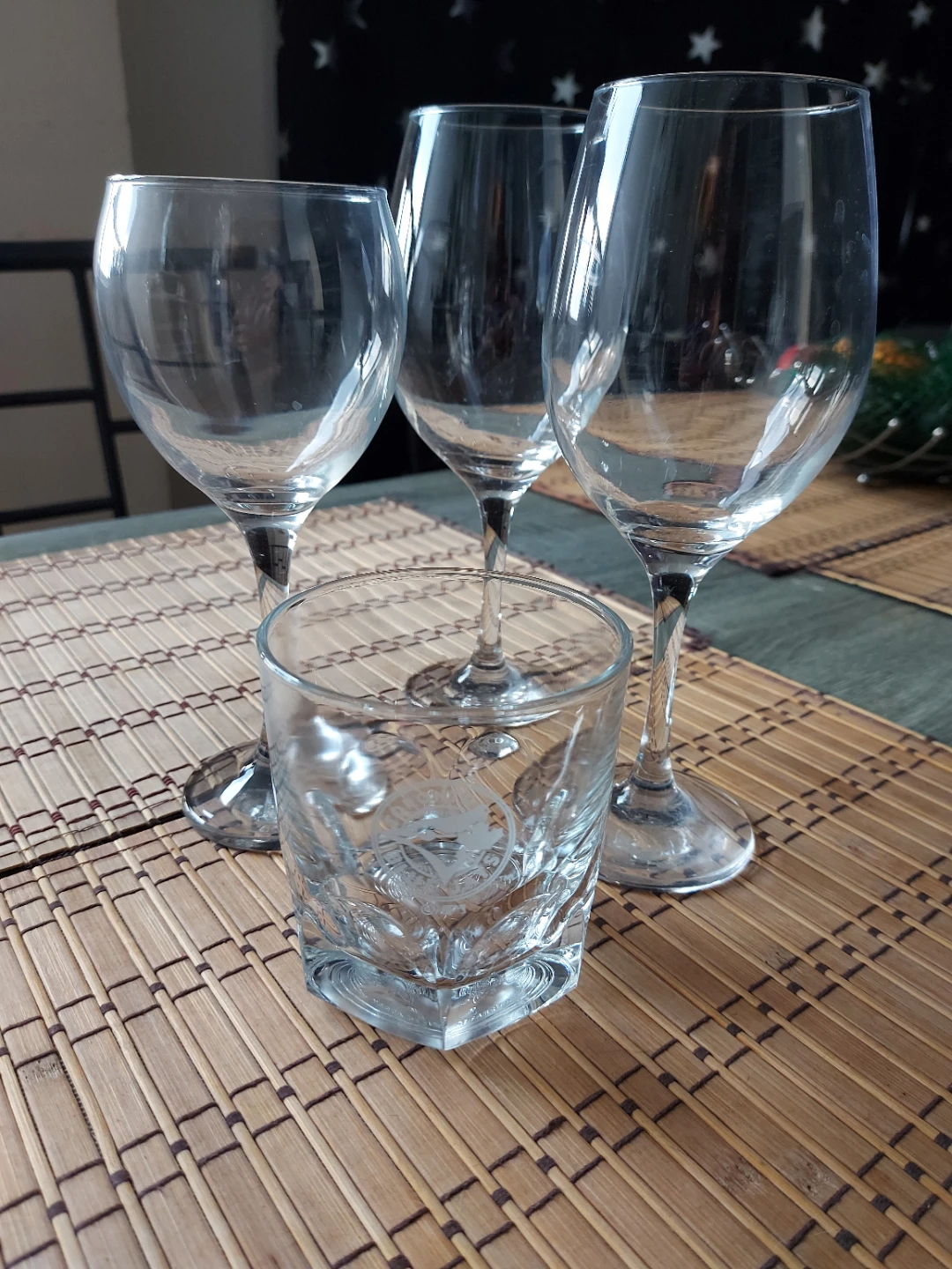 #gifting Wine glasses + Blue Jay Glass Set of 4