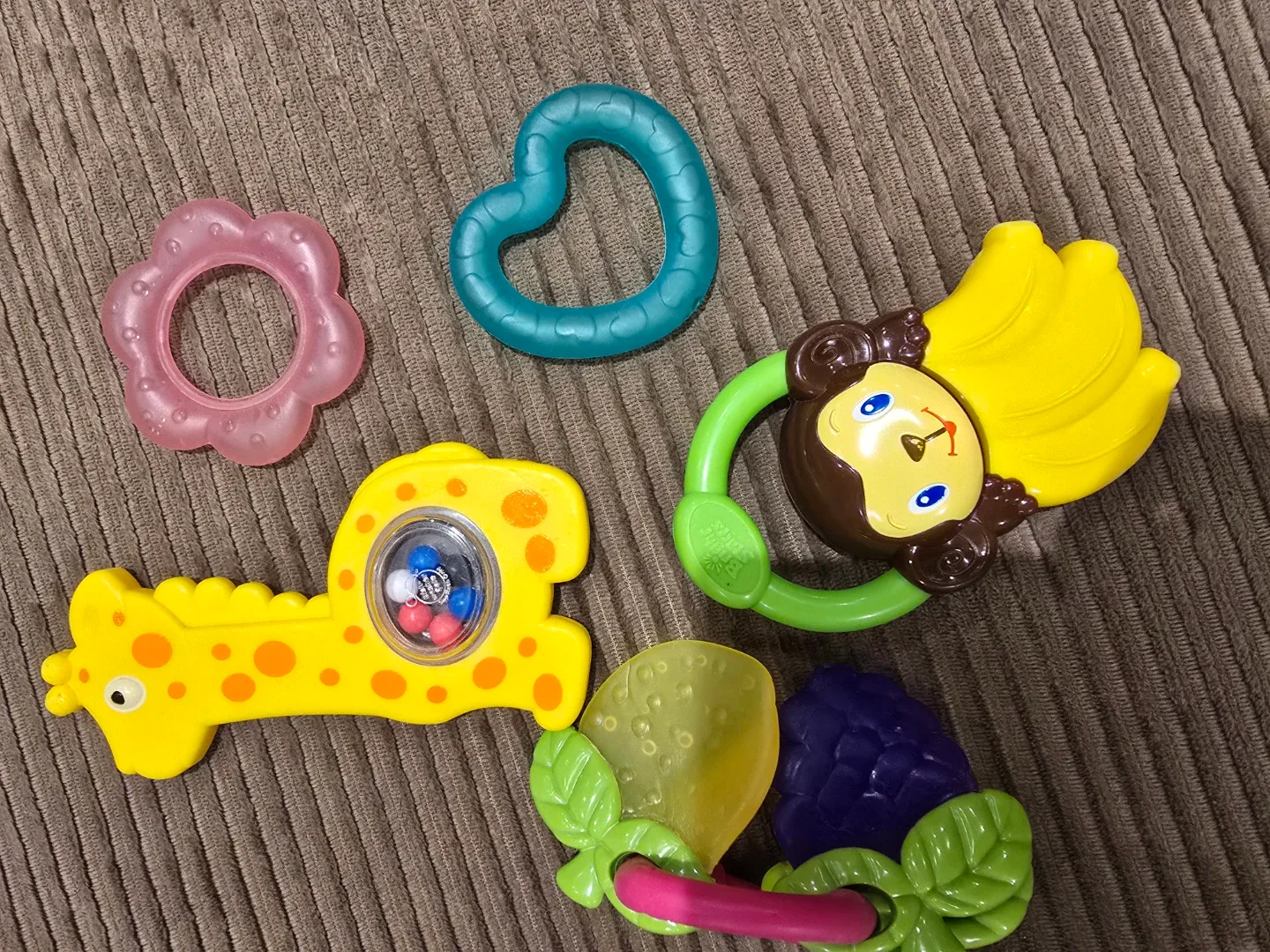 Baby Teething Toys image indicator(2)