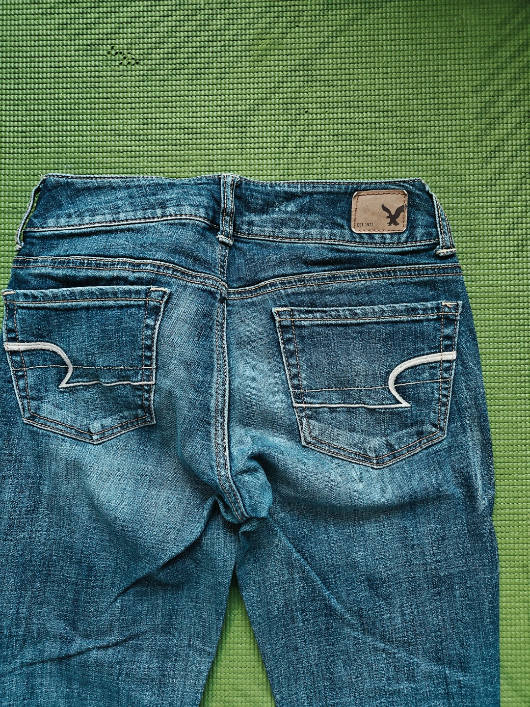 American Eagle Flare Jeans, size 0, rarely used - photo 3