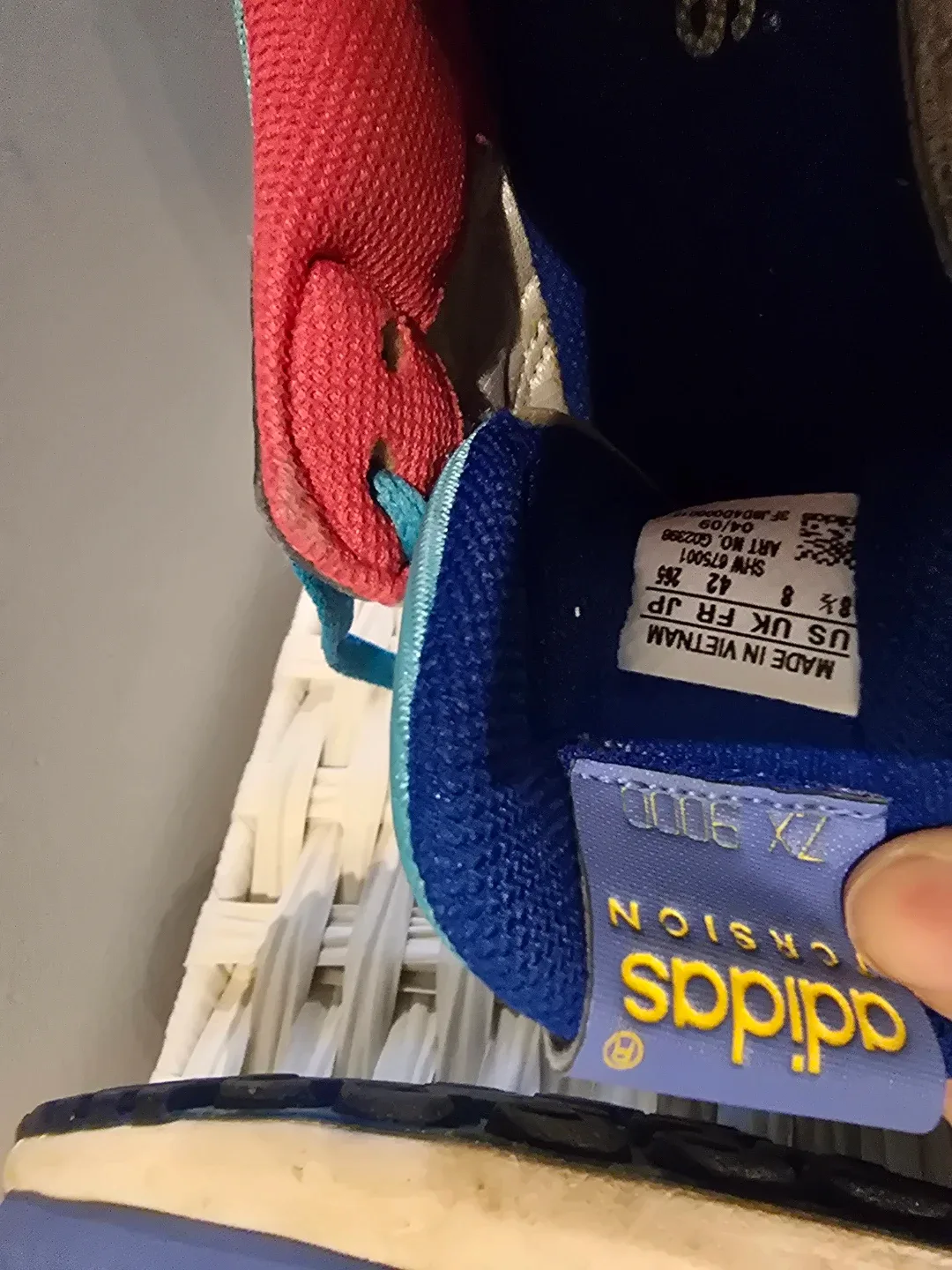 Adidas ZX 9000 Torsion, US 8.5 image indicator(4)