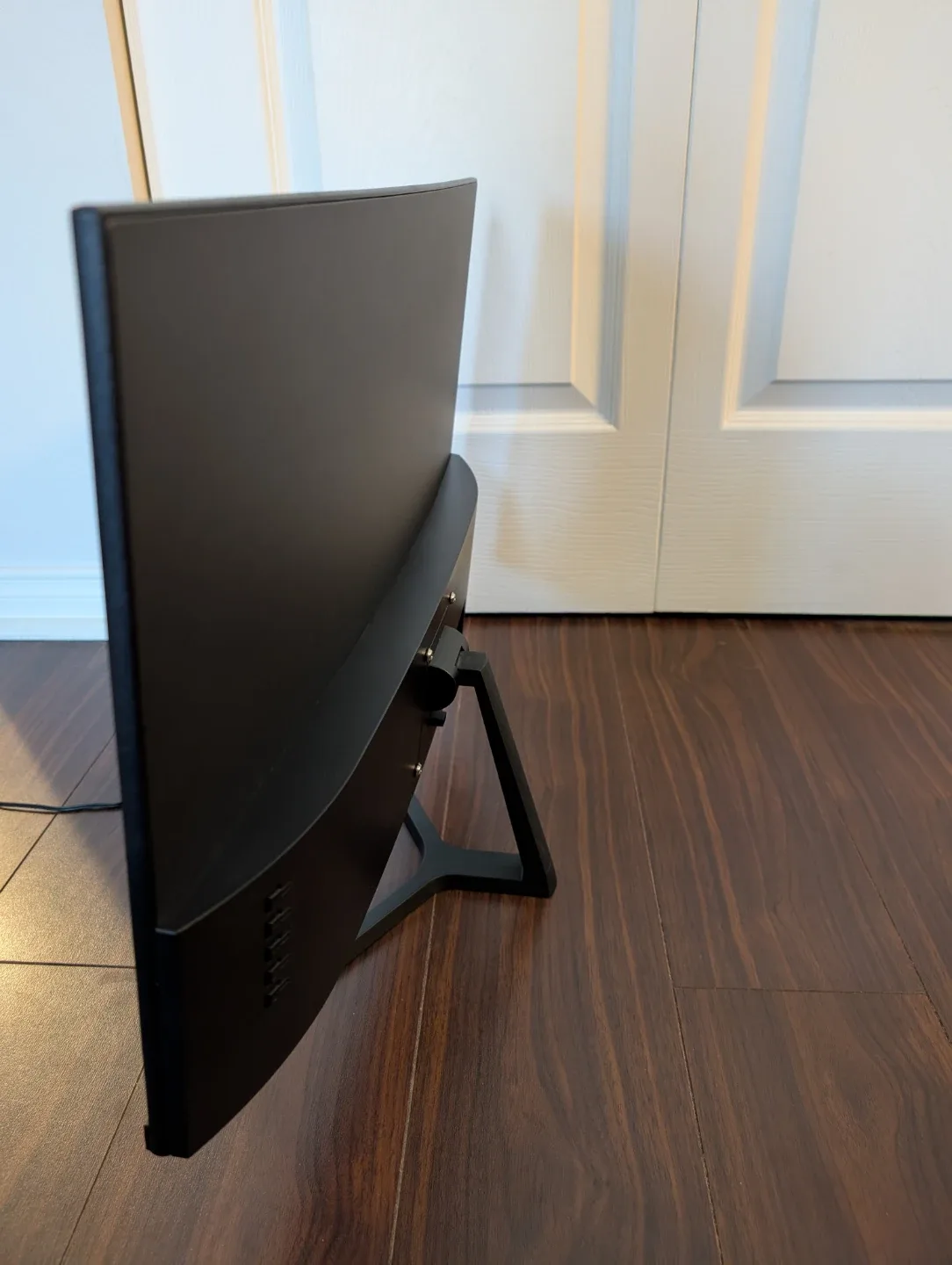 CRUA Super Monitor - Excellent Condition image indicator(3)