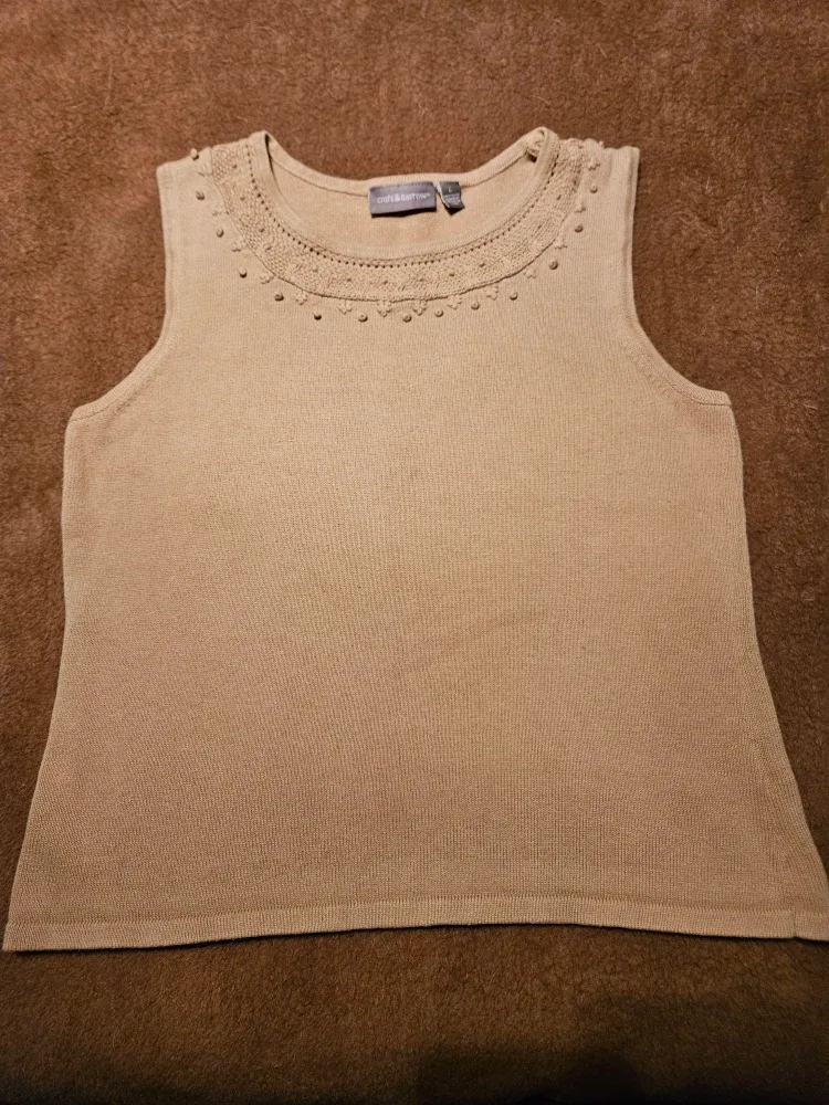 Croft & Barrow Beige Tank Top - Size L image indicator(2)