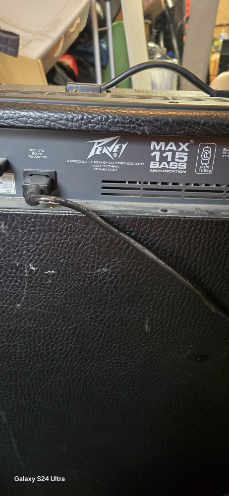 Peavey MAX 115 Bass Amp – 75W – Great Condition - photo 4