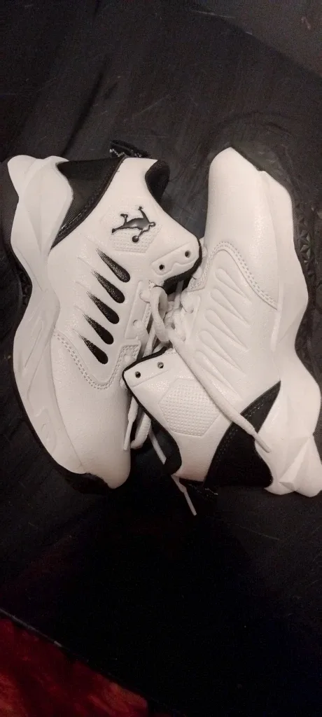 And1 White & Black Sneakers