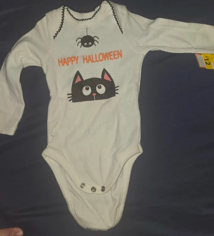 Baby Clothes Bundle (0-6M) image indicator(6)