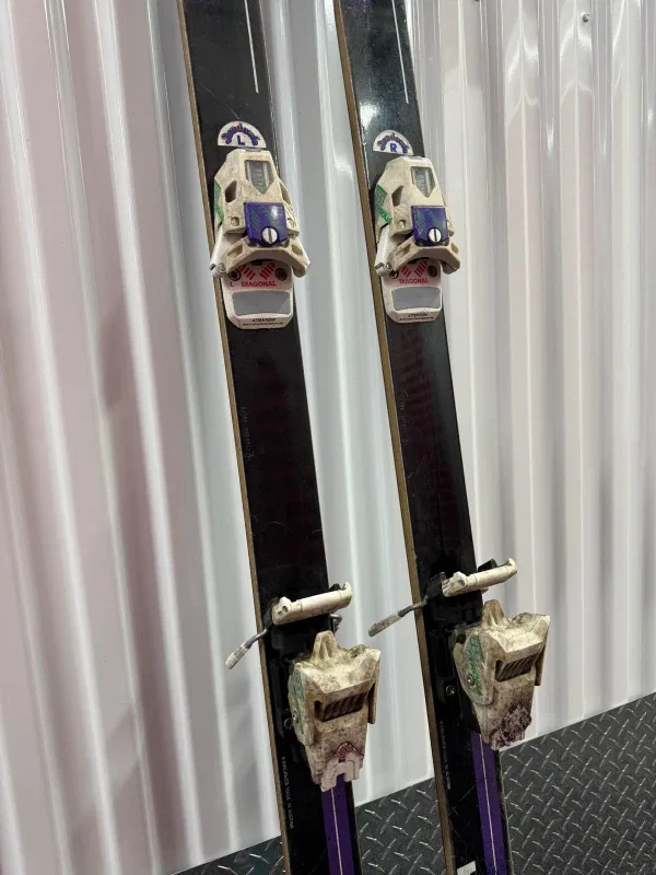 HEAD SELECT Skis image indicator(3)