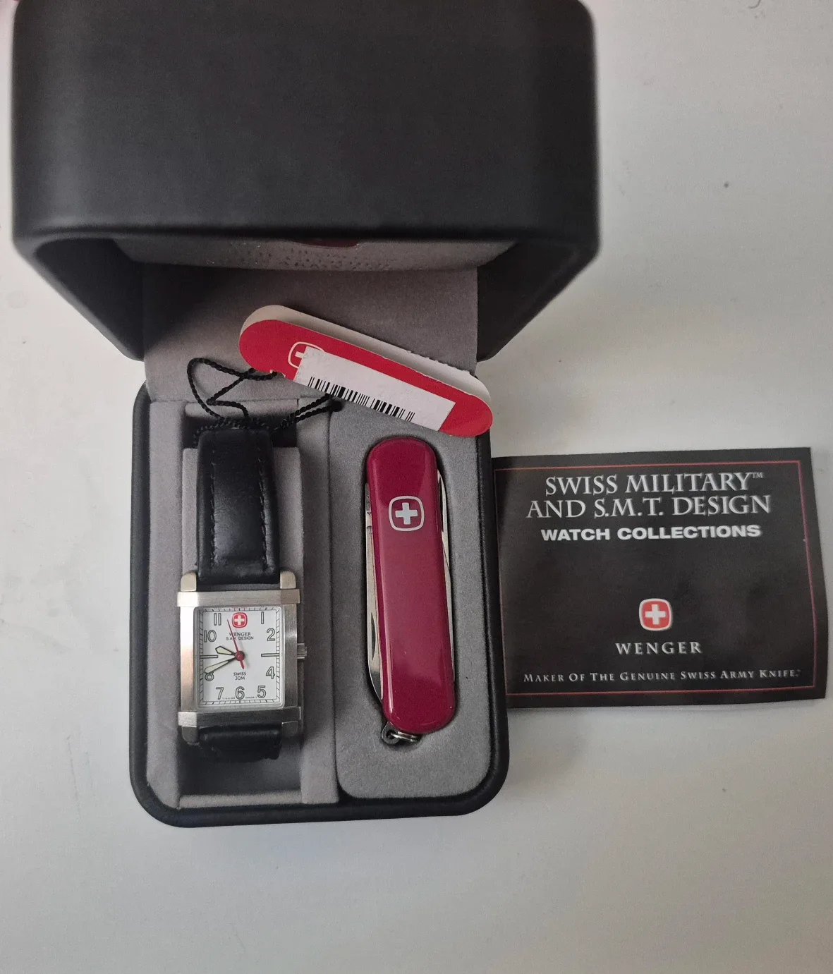 Wenger Watch and Swiss Army Knife Set image indicator(3)