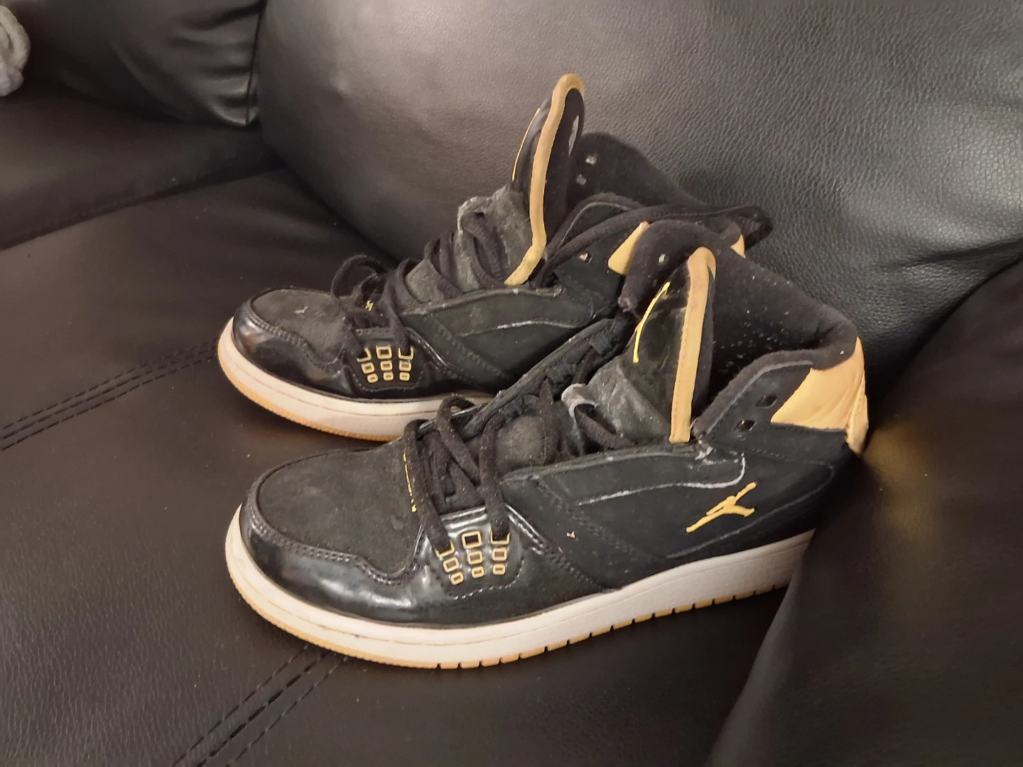 Jordan Flight 45 High Black/Yellow - photo 4