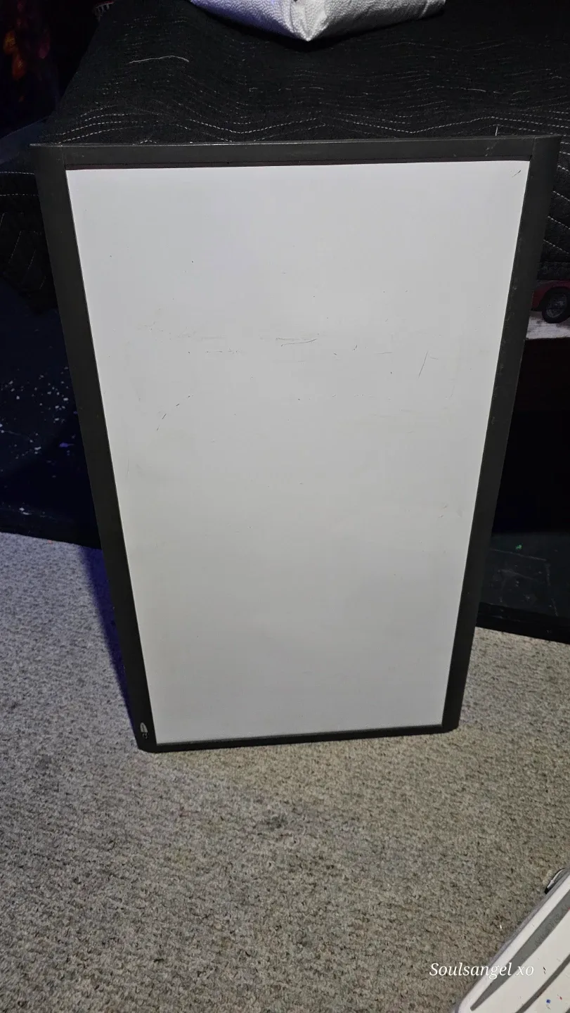 FREE - Whiteboard *scratched a little