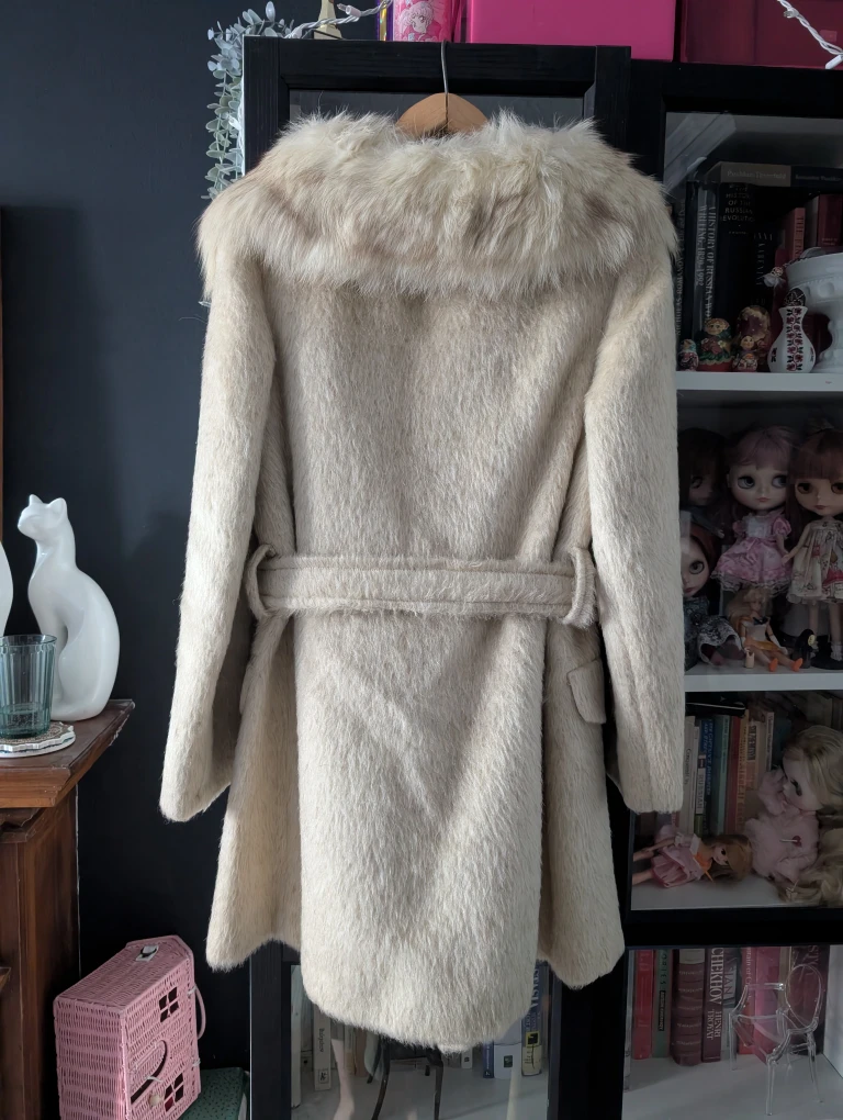 Vintage Gainsborough by Samuel Irving Mohair Fur Collar Coat - photo 5