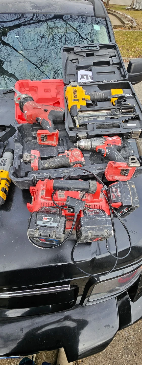 DeWalt Nail Gun , Senco Air Compressor, - photo 3