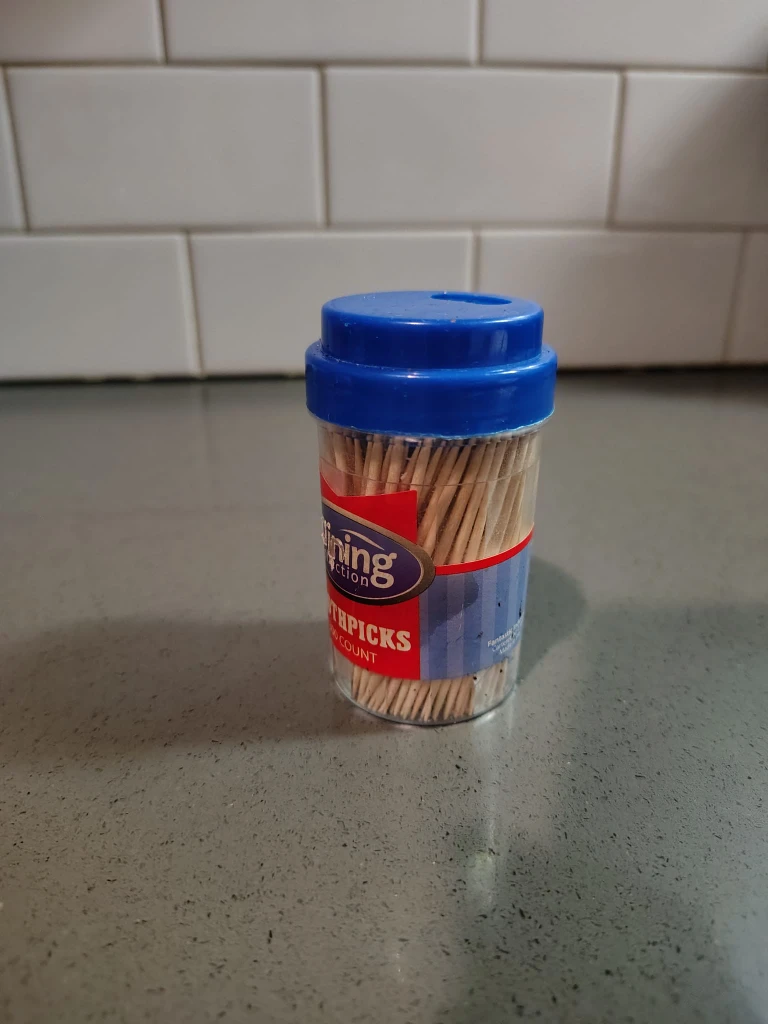 ♻️ Sustentability star #Cleanout Dining Collection Toothpicks