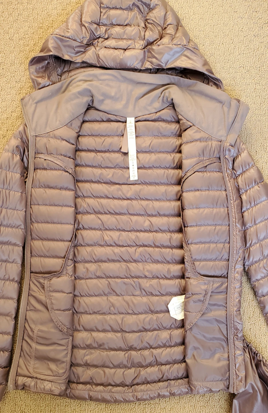 Lululemon down Puffer Jacket   size  0 - photo 2