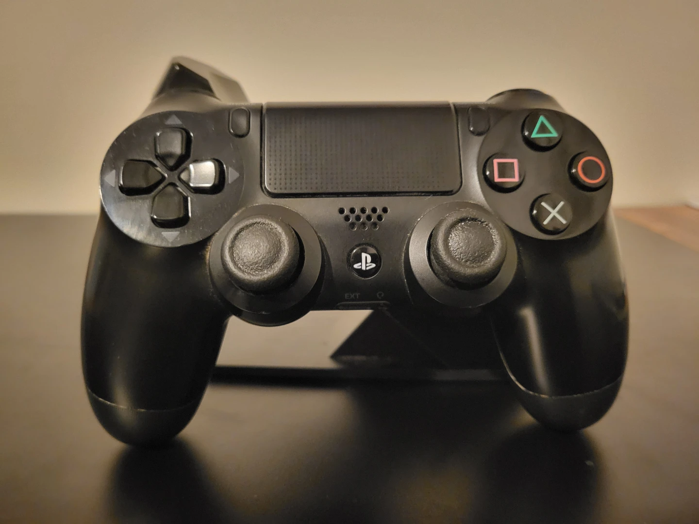 Sony Dualshock 4 Wireless Controller - Black