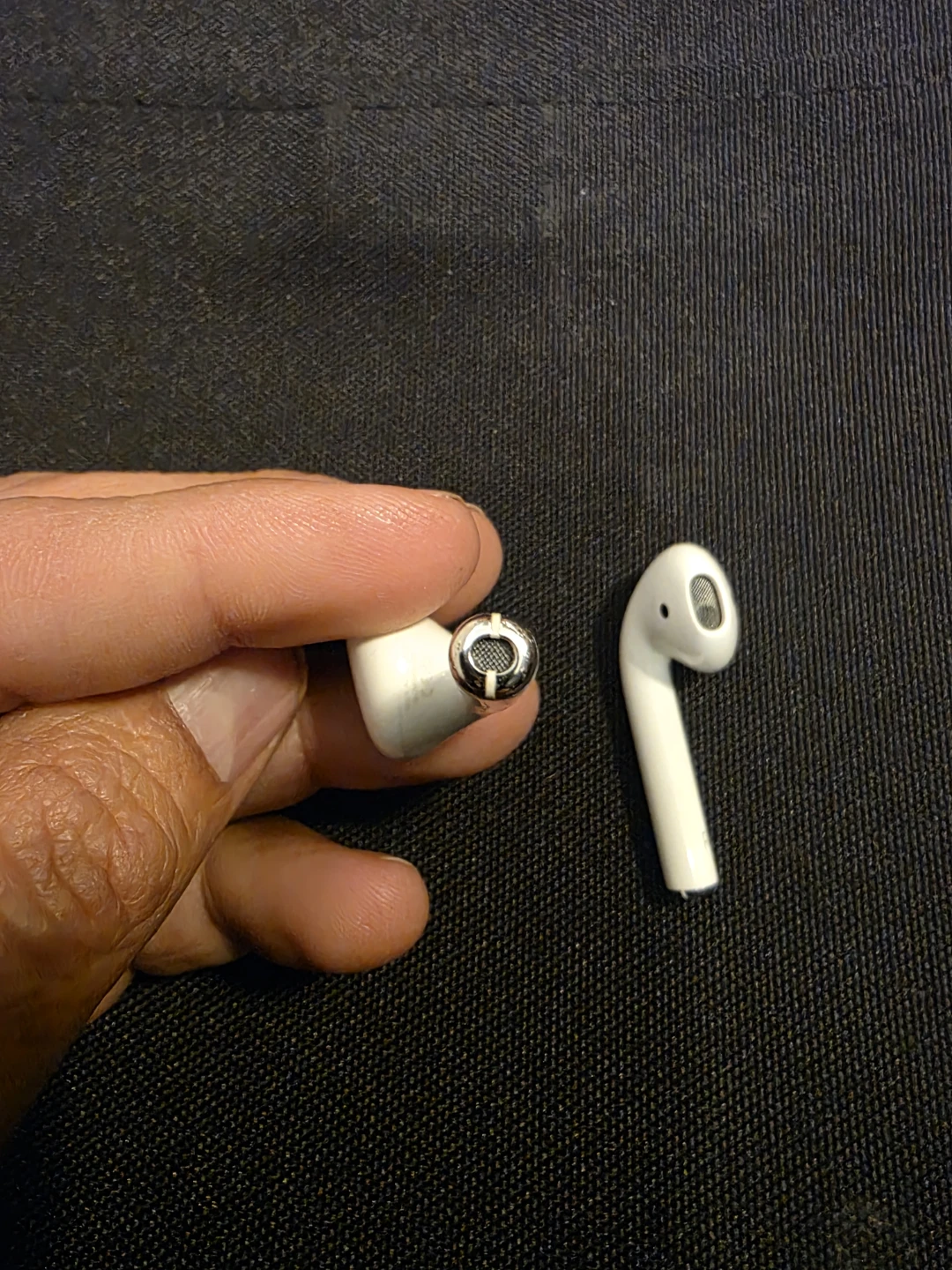 Apple AirPods (2nd Generation) White - photo 3