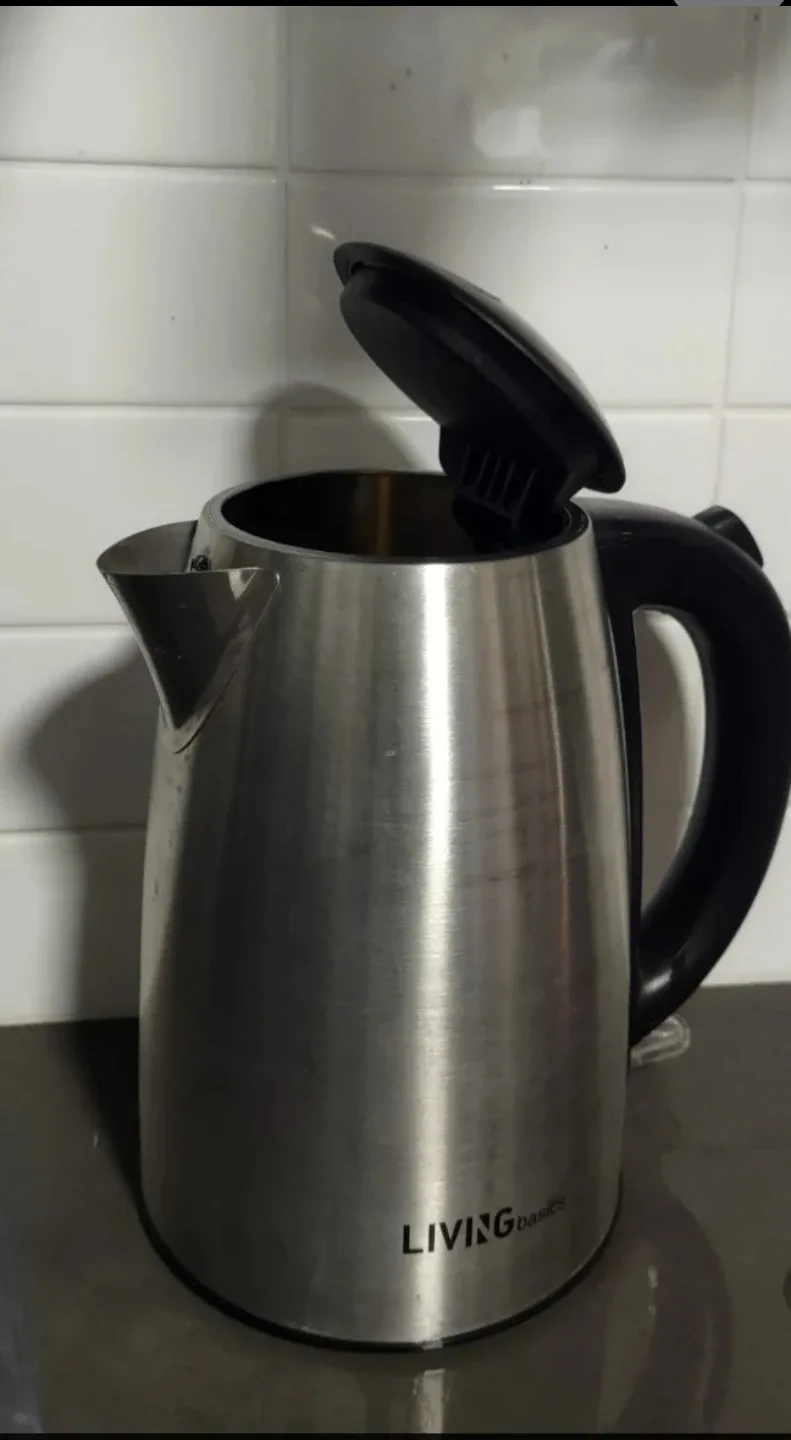 Living Basics Electric Kettle #Cleanout