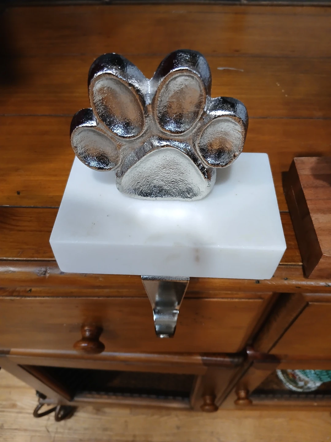Paw Print & Love Stocking Holders - photo 4