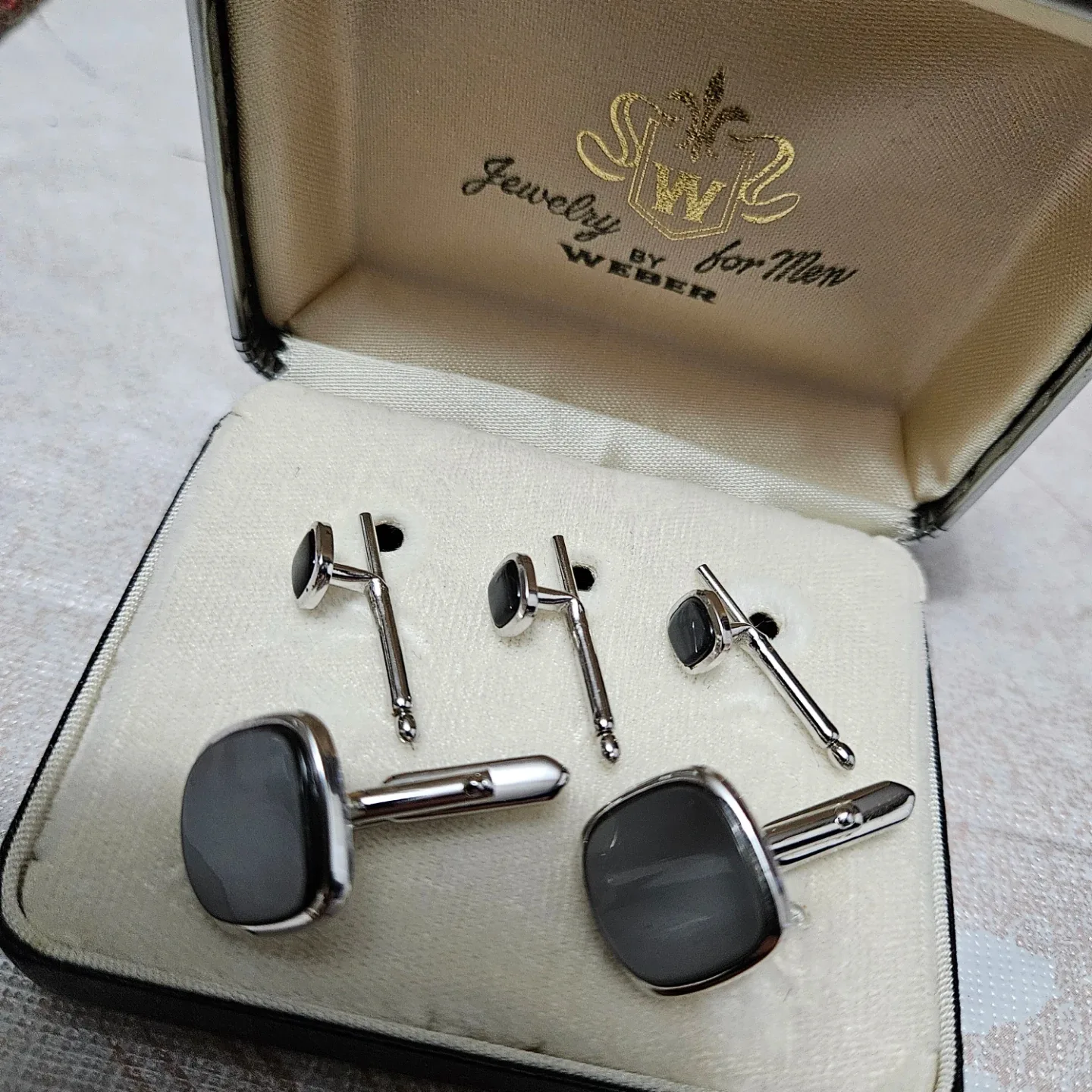 Weber Cufflink Set image indicator(3)