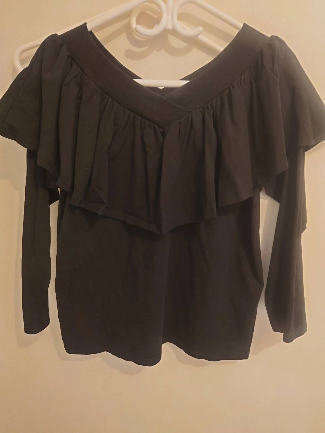 Black Ruffle Long Sleeve Top